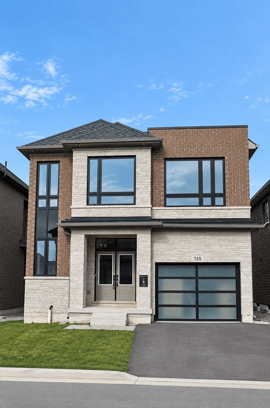 Front exterior of 518 Markay Common — The Bateman, Elevation D, Lot 4, Bellview by the Lake, Burlington